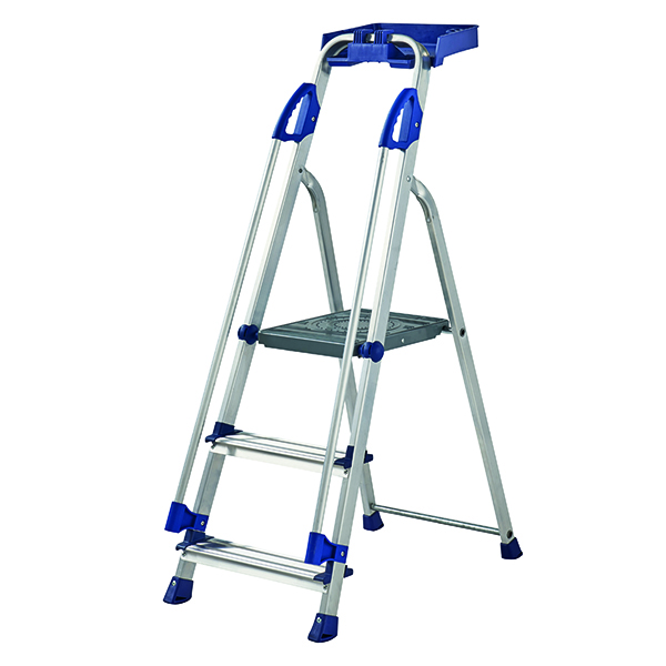 Steps Werner Blue Seal 3 Tread Professional Aluminium Step Ladder 7050318